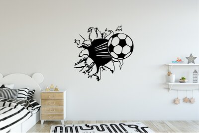 Voetbal uit de muur" Leuk voor een kinderkamer. - Qualitysticker.nl - Meer dan alleen stickers